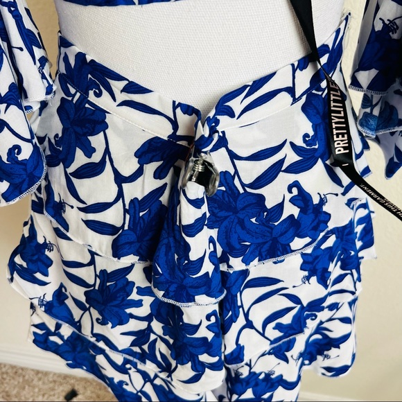 NWT PLT Blue & White Porcelain Floral Print Bardot Crop Top & Layered Shorts Set - Picture 4 of 9